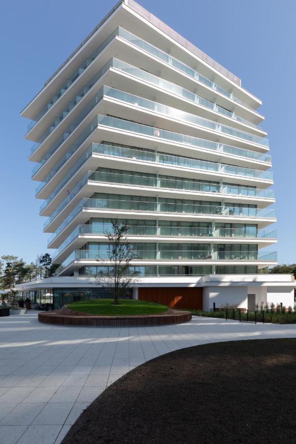 Royal Waves Resort & Spa - Apartment With Parking By Noclegi Renters Miedzyzdroje Bagian luar foto