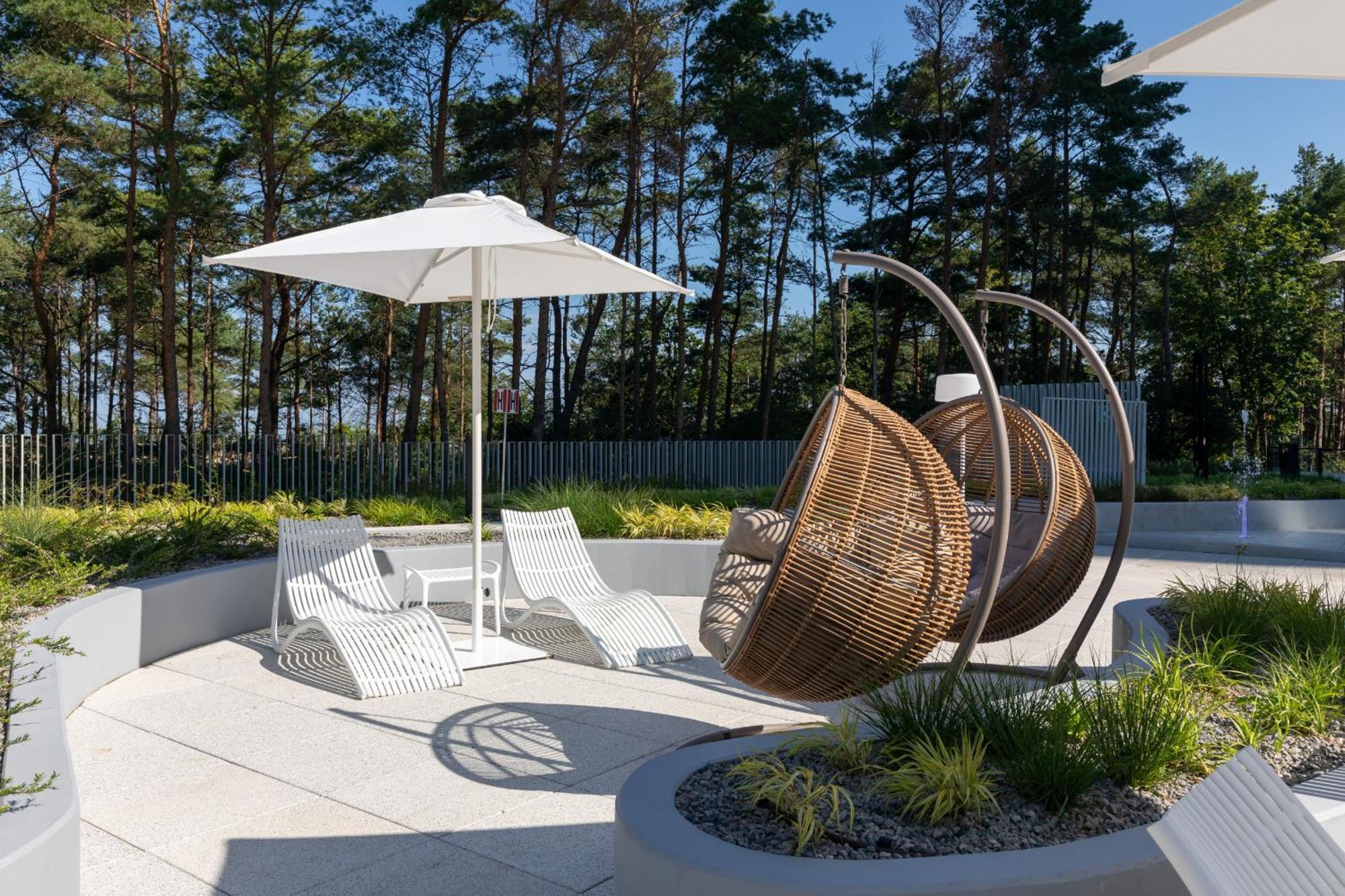 Royal Waves Resort & Spa - Apartment With Parking By Noclegi Renters Miedzyzdroje Bagian luar foto